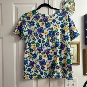 80s cotton floral tshirt - genuine vintage basic editions size small
